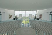 Bundeskanzleramt: Treppenmulde in der Sky-Lobby, Bild 2