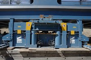A45-Brücke, Haiger: Hydraulische Hebenanlage, frontal