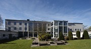 KatHo Aachen: Hauptgebäude vom großen Innenhof gesehen