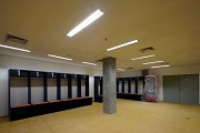 Arena da Amazônia: Westtribüne; Spielerumkleide