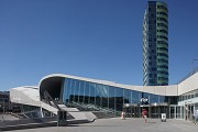 Arnhem-Centraal: Vorplatz auf Augenhöhe