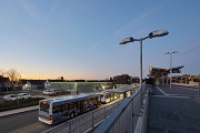 Bahnhof Erftstadt: Südöstlicher Bahnsteigblick - Dämmerung