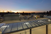 Bahnhof Erftstadt: Östlicher Bahnsteigblick, Bild 1 - Dämmerung