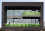 Bauverein Gevelsberg: Obergeschoss-Glasscreen, offene Jalousie