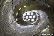 BFS, JLU Gießen: OG, zentrales Foyer, Wendeltreppenauge (Foto: Reuter, Welker)