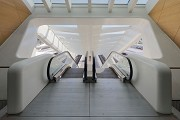 Eurogare, Mons: Rolltreppe des Gleiszugangs