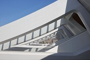 Eurogare, Mons: Anschluss Bahnsteigdach an Hallenkörper, Bild 2