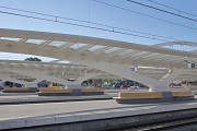 Eurogare, Mons: Sitzbänke auf Bahnsteigen, Bild 1