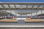 Eurogare, Mons: Sitzbänke auf Bahnsteigen, Bild 2