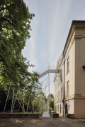 Schloss Freudenberg: Axiale Nordansicht Treppenskulptur