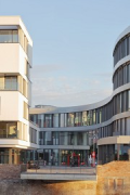 Sparkasse Neu-Ulm: Flussansicht Donaubalkon