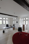 Tebartz-van Elst: Fachwerkhaus: großes Büro im 1OG