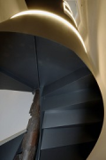 Tebartz-van Elst: Fachwerkhaus: Wendeltreppe zwischen EG und 1OG