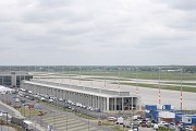Flughafen BER, Berlin: Erhöhte Ansicht seitliches Gate