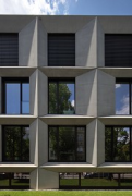 Bavariaring 31: Vertikale Fensterachse an Ostfassade