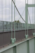 Rodenkirchener Brücke: Fahrbahnverankerung der Vertikalseile