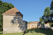 Domaine Montvianeix: Westansicht mit Kapelle, Bild 1