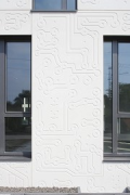Eastsite Mannheim: Eastside VII - Seine Fassadentextur erinnert an Platinenleiterbahnen, Zoom