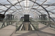 Elbbrücken-Bahnhof: Skywalkebene Blick nach Süden