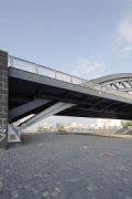 Honsellbrücke FFM: Kalottenlager, Hochformat