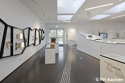 Papiermuseum Düren: Zugang Ausstellung, Bild 1 (Foto: Savelsberg)