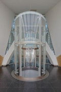 Eurogare, Mons: elevator of the platform-access