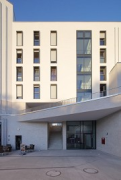 Colmdorf-Street, Munich-Aubing: staircase-passage of cross-wing building