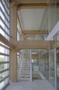 tamedia - intermediate space staircase at upper floor
