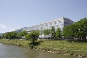 tamedia - southern façade, sun shaded 2