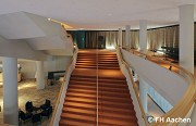 D'haus, Düsseldorf: lobby-stairway, fig. 1 (photo: Klinkenberg, Pitis, Scheuten, Schulte)