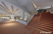 D'haus, Düsseldorf: lobby-stairway, fig. 2 (photo: Klinkenberg, Pitis, Scheuten, Schulte)