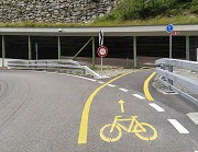 Devil's bridges, Gotthard pass: bike-path guidance