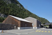 A2 Gotthard motorway-station: driveway