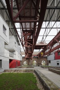 Becker steelworks, hall 18: court & former gantry crane 3