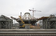 Eurogare Mons: During the slipping the construction is laying on temporary bearings