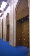 Sultan Qaboos Grand Mosque: gates to women's praying-hall