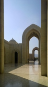 Sultan Qaboos Grand Mosque: north-south-passage from north