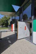 "Le Corbusier" Pavillon, Zurich: terrace access