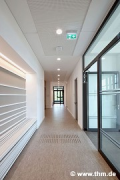 Philosophikum II: 1st floor corridor (photo: Rehorn)