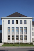 Social Economics Bank: eastern façade of old wing risalite