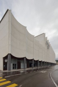 Swiss-Life-Arena: northwestern view west façade