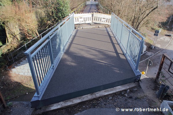 GFK-Brücke, Solingen: erhöhte Brückenaufsicht von Süden
