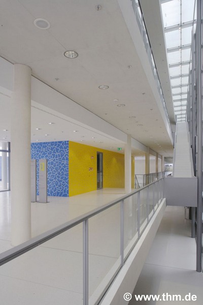 Neue Chemie, JLU Gießen: Magistralen-Quersicht; Foto: Gerhardt