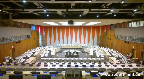 UNO-Hautptquartier: Weltwirtschafts- und Sozialrat im Konferenzgebäude, Bild 2