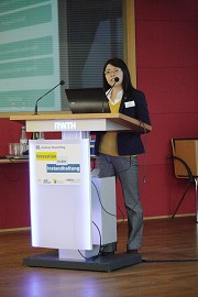 Dipl.-Ing. Lina Nguyen referiert über die Schwierigkeiten einer Betoninstandsetzung unter Wasser