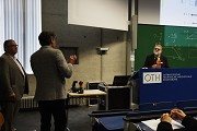 OTH-Tagung: Wissenschaftlicher Disput zwischen Lothar Gem und Ivan Paric, Betontechnologe bei Schleibinger