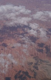 Outback & Wolken, Flug Sydney - Alice Springs, AUS