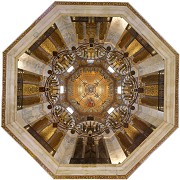 Oktogonkuppeluntersicht des Aachener Domes, D
