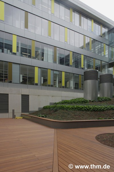 New Chemistry, JLU Gießen: courtyard, lower level; photo: Mehl (demo)