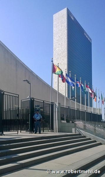 UN-Headquarter: visitor-entrance